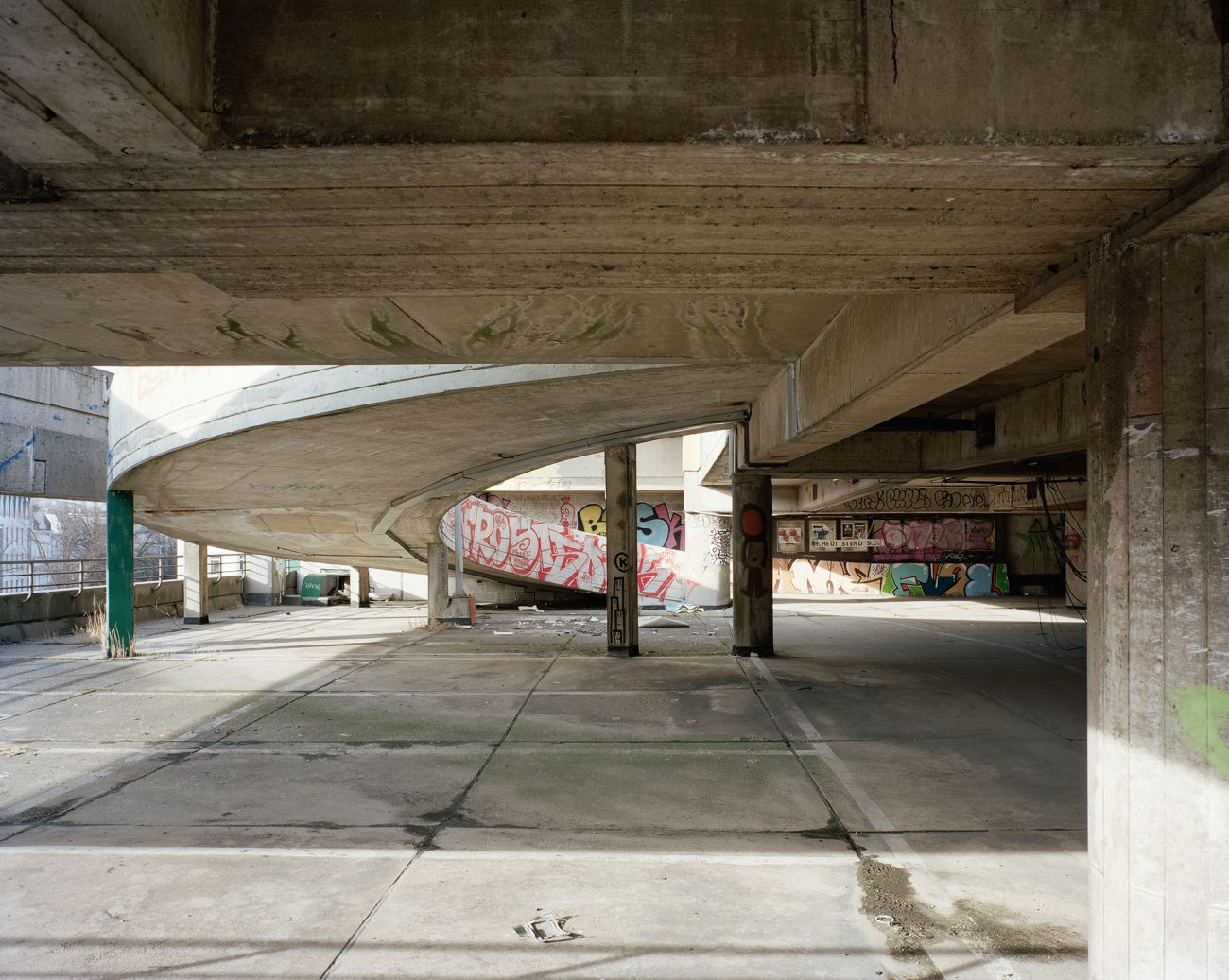 Die Große Bergstraße | Frappant-Gebäude  