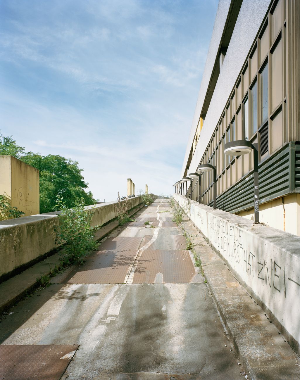 Die Große Bergstraße | Frappant-Gebäude  